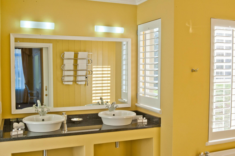 Bathroom 4, Fordoun Spa & Boutique, Umgungundlovu