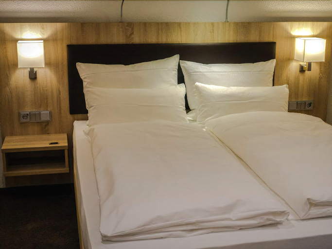 Bedroom 3, Businesshotel Go2bed, Lörrach
