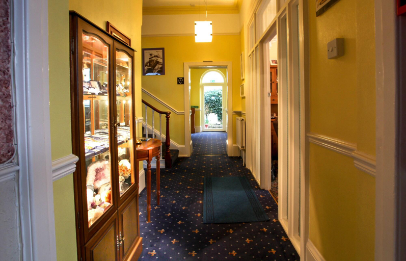 Lobby 4, Harmony Bed and Breakfast, Torbay