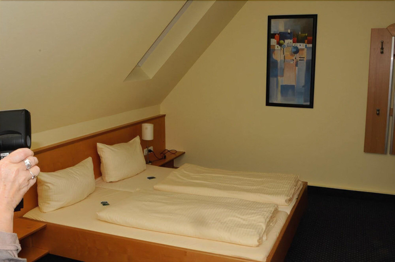 Bedroom 3, Münchner Hofbräu, Coburg