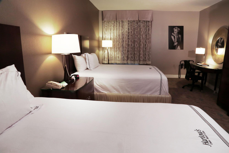 Bedroom 3, Harlows Casino Resort, Chicot