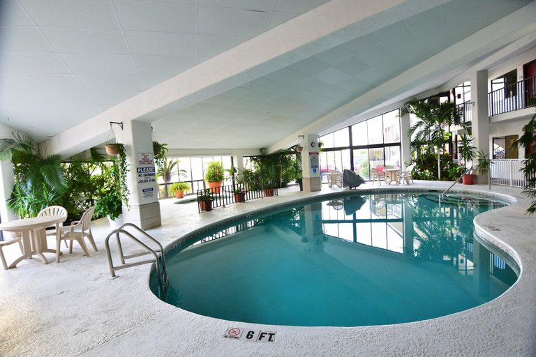 Sport & Beauty 2, Palmetto Inn Suites, Bay