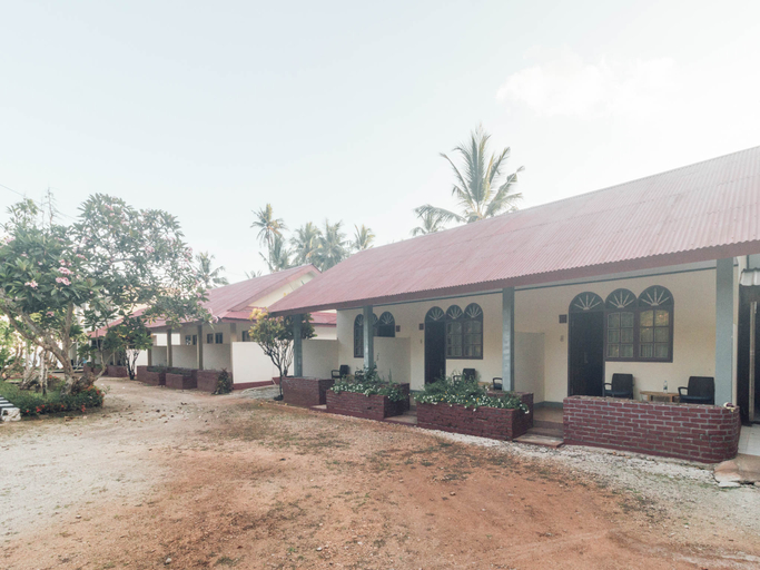 Exterior & Views 2, Oyo 1688 Collin Beach Hotel, Ambon