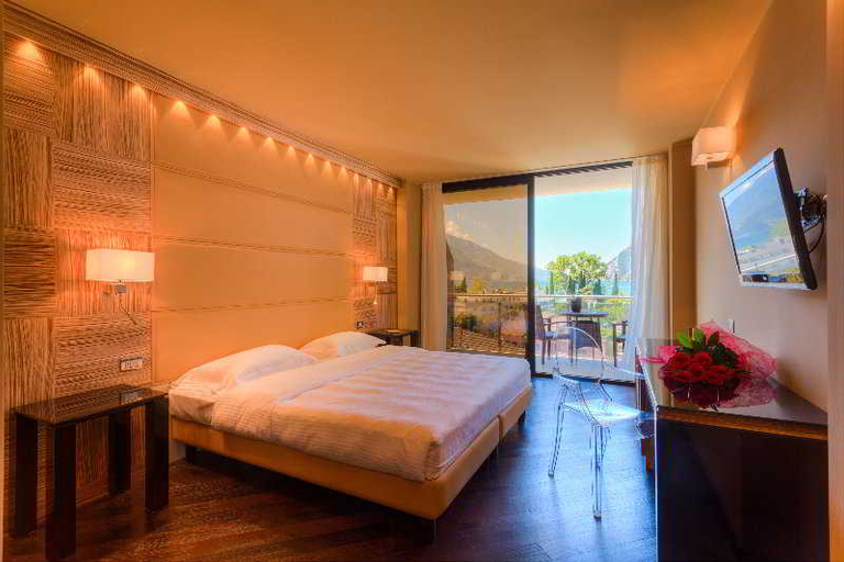 Bedroom 3, Hotel Garda, Trento