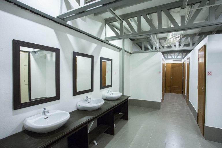 Bathroom 4, A Plus Hotel Koh Lipe - Hostel, Muang Satun