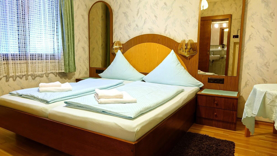 Bedroom 5, Landhotel Bodensee, Konstanz