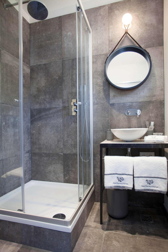 Bathroom 4, Nordurey Hotel City Garden, Reykjavík