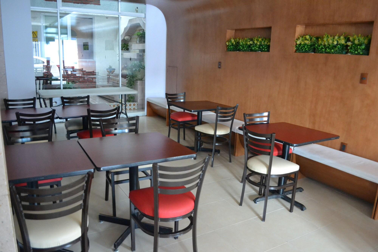 Food & Drinks 5, Hotel Cano, Celaya