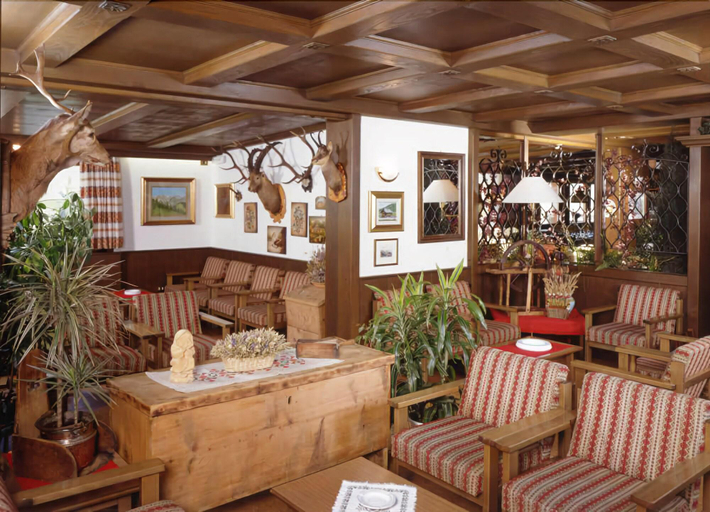 Public Area, Paradise Lodge, Sondrio