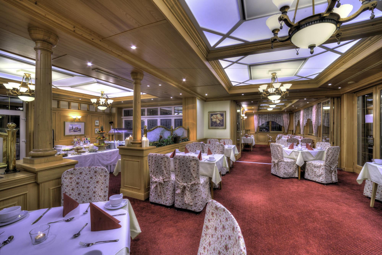 Public Area 3, Villa Medici Hotel & Restaurant, Veszprém