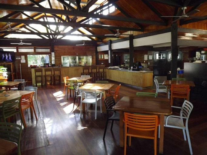 Food & Drinks 5, Fraser Island Wilderness Retreat, Hervey Bay - Pt B