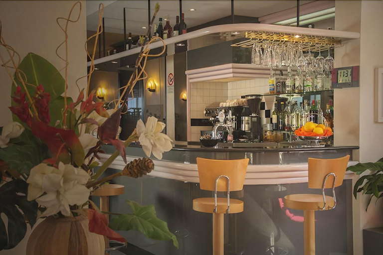 Food & Drinks 5, Bristol, Rimini