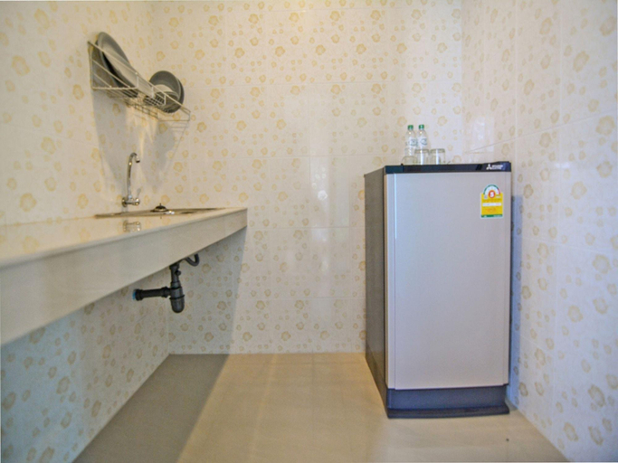 Bathroom 5, Baan Yokmhanee, Hua Hin
