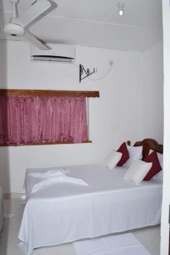Bedroom 3, Goalma Family Holiday Resort, N. Palatha East