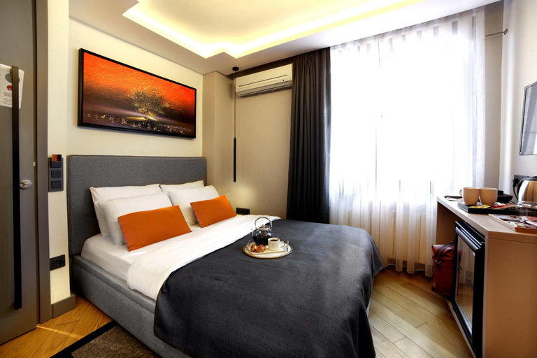 Bedroom 5, The Capital Hotel, Beşiktaş
