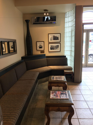 Public Area, Hôtel du Fjord, Le Fjord-du-Saguenay