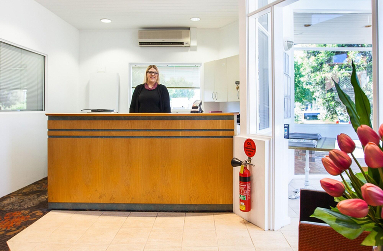 Public Area 3, Leisure Inn, Rockingham