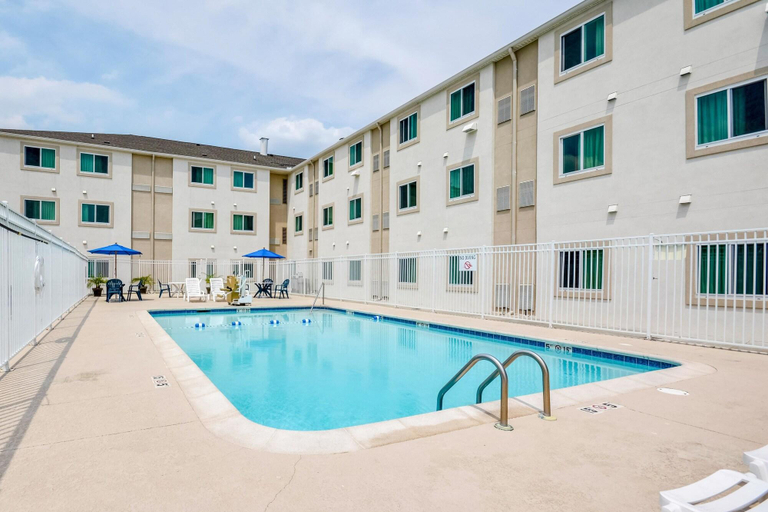 Sport & Beauty 5, Motel 6 Biloxi Beach, Harrison