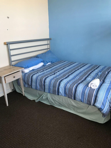 Bedroom 3, The New Discovery Hotel, Blackpool