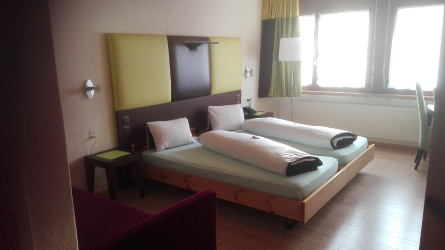 Bedroom 3, Minster Hotel, Schwyz
