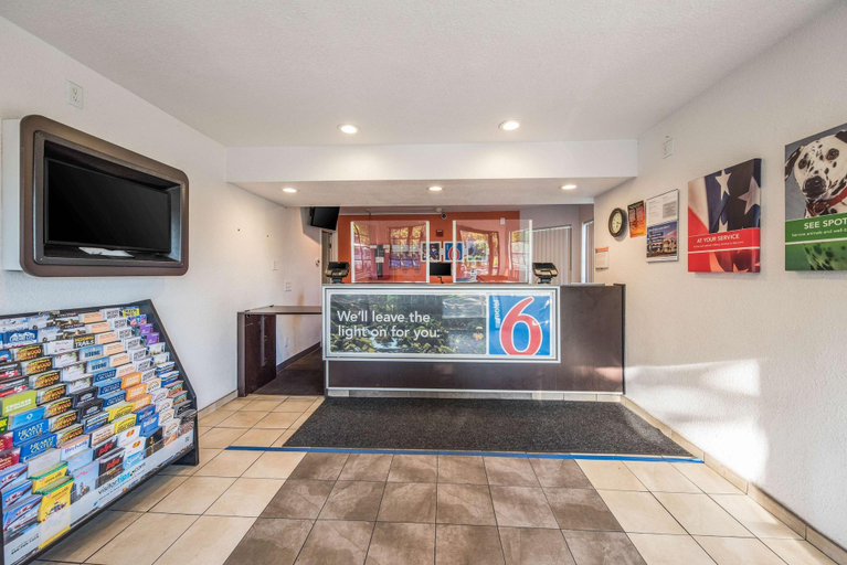 Public Area 3, Motel 6 Fairfield, CA - North, Solano