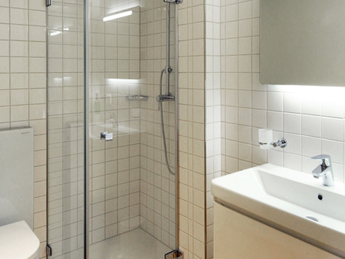 Bathroom 4, Sternen 5A - Three Bedroom, Obersimmental