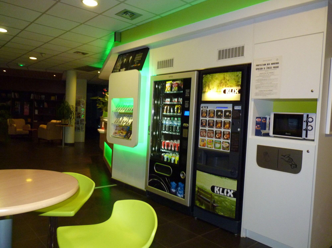 Public Area, Greet Hotel Evreux Centre, Eure