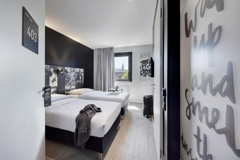 Bedroom 3, LÉGÈRE EXPRESS Tuttlingen, Tuttlingen
