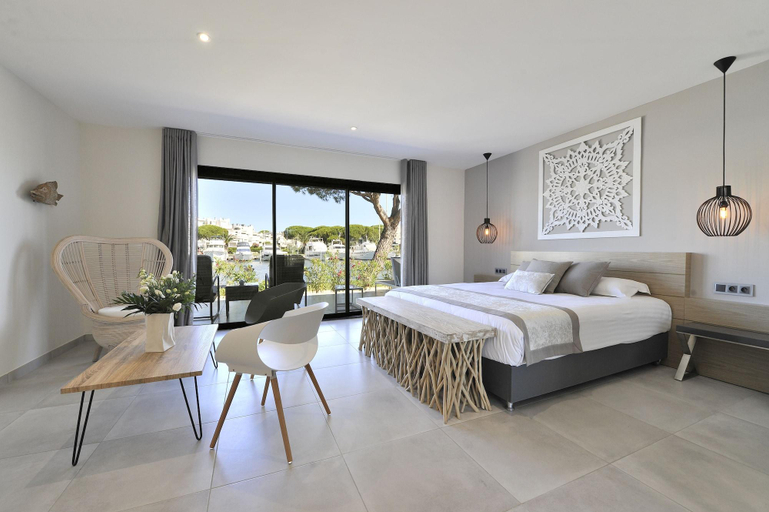Bedroom 4, Le Spinaker - Hotel Lodge and Spa, Gard