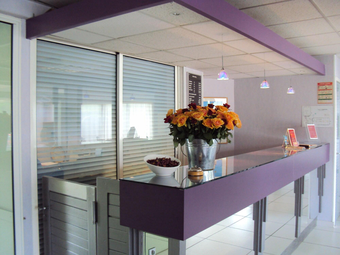 Public Area 2, Brit Hotel Confort Villefranche de Rouergue, Aveyron