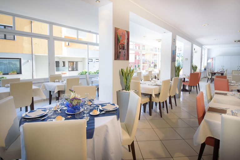 Food & Drinks 5, Hotel La Marina, Imperia