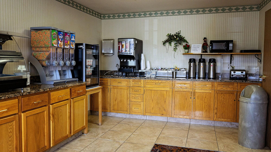 Others 5, Fairbridge Inn Express, Beaverhead