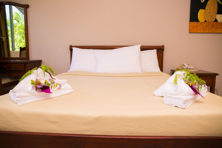 Bedroom 3, The Hideaway Hotel, National Capital District