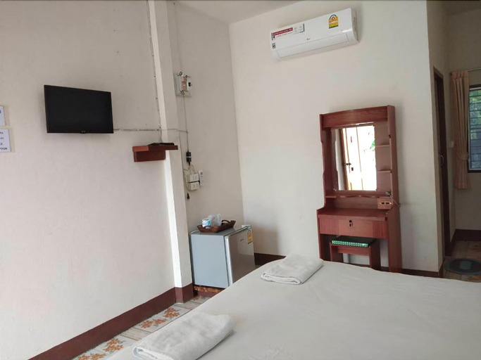 Bedroom 2, Sarm Mork Guesthouse, Muang Mae Hong Son