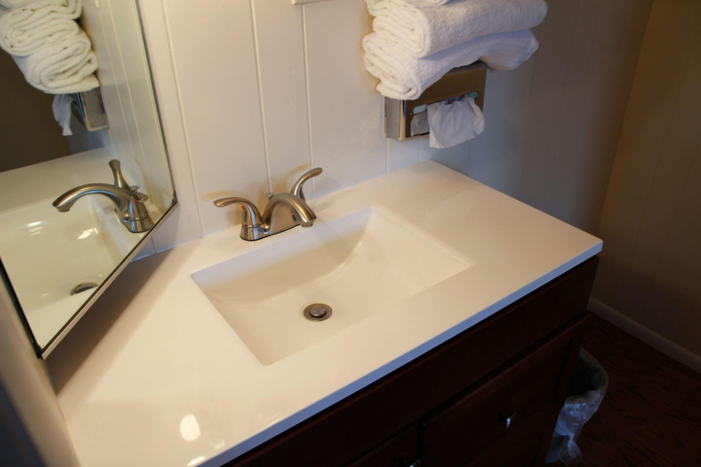 Bathroom 4, Motel 6 Tremonton, Box Elder