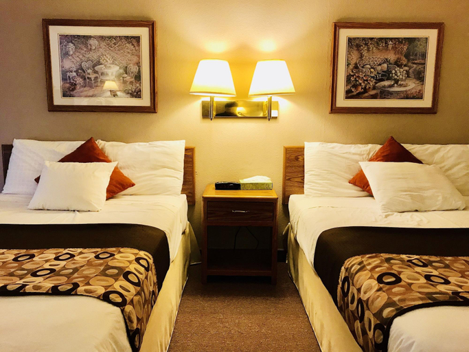 Bedroom 5, Burlington Stay Inn, Kit Carson
