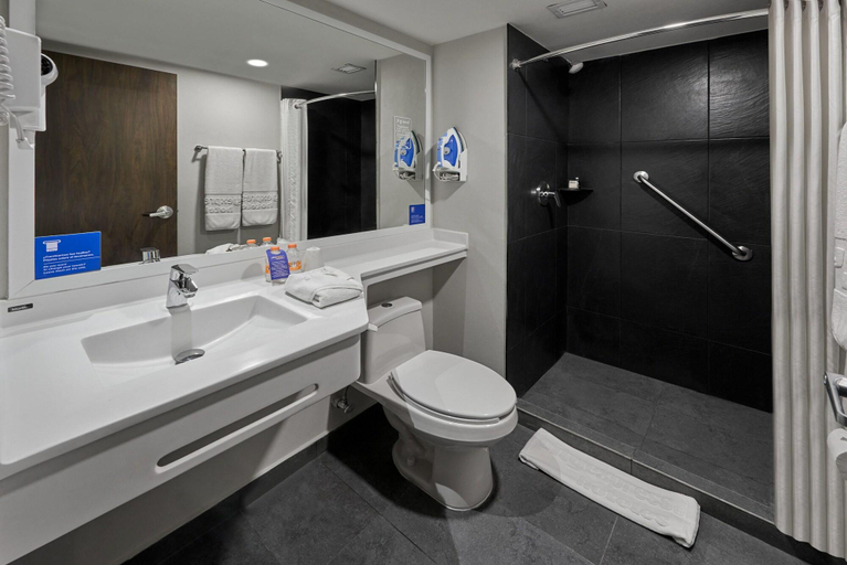 Bathroom 4, City Express by Marriott Hermosillo Expo, Hermosillo