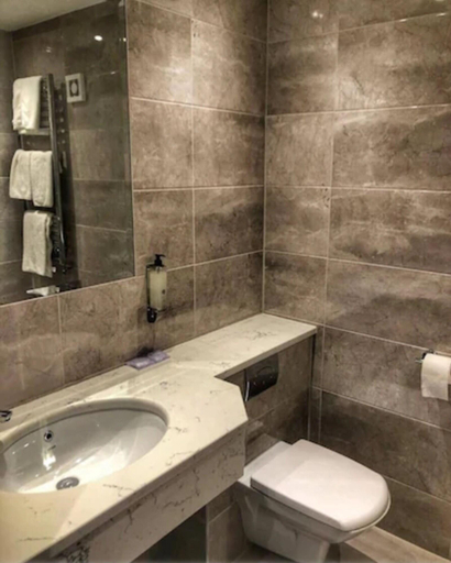 Bathroom, Yeats Country Hotel, Spa & Leisure Club