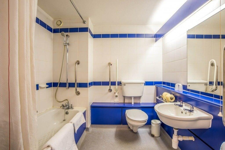 Bathroom 4, Metro Inns Huddersfield, Kirklees
