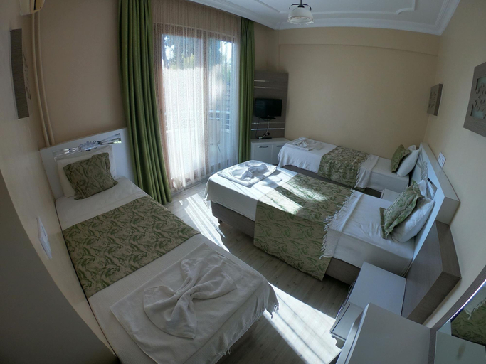 Bedroom 3, Bellamaritimo Hotel, Akköy