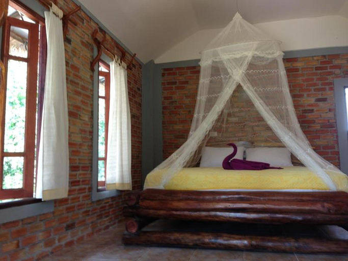 Bedroom 3, Golden Pearl Beach Resort, Nua Khlong