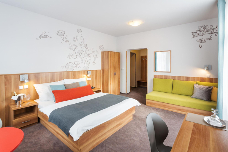 Bedroom 3, Felicity Grandhotel, Trutnov