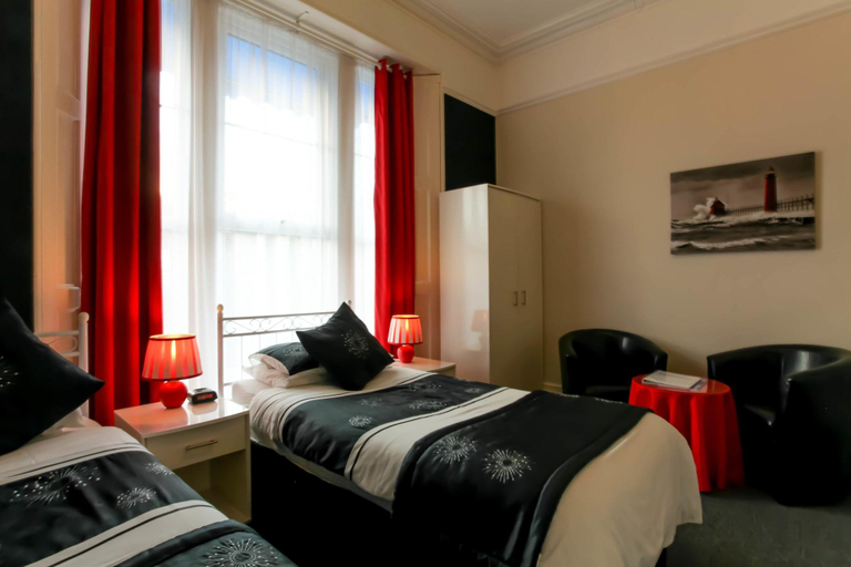 Room 5, Harmony Bed and Breakfast, Torbay