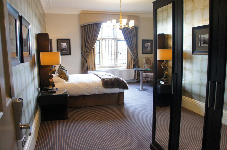 Bedroom 2, Moxhull Hall, Birmingham