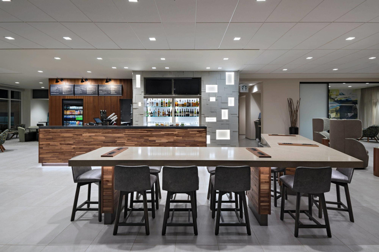 Public Area 1, Courtyard by Marriott Jackson Madison, Madison