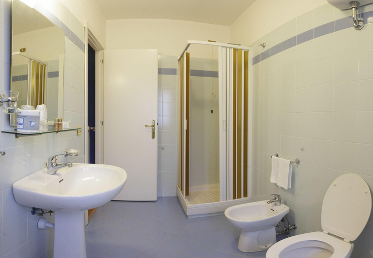 Bathroom 4, Antico Palazzo Filonardi, Frosinone
