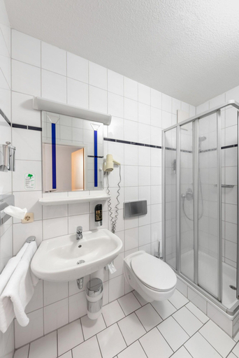 Bathroom 4, ホテル DH VEC, Vechta