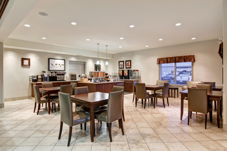 Food & Drinks 5, Weyburn Canalta, Division No. 2