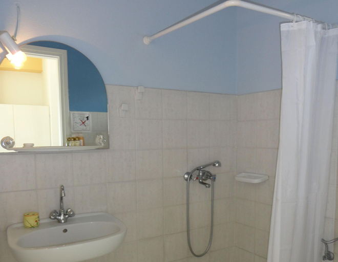 Bathroom 4, Vidalis Hotel, South Aegean