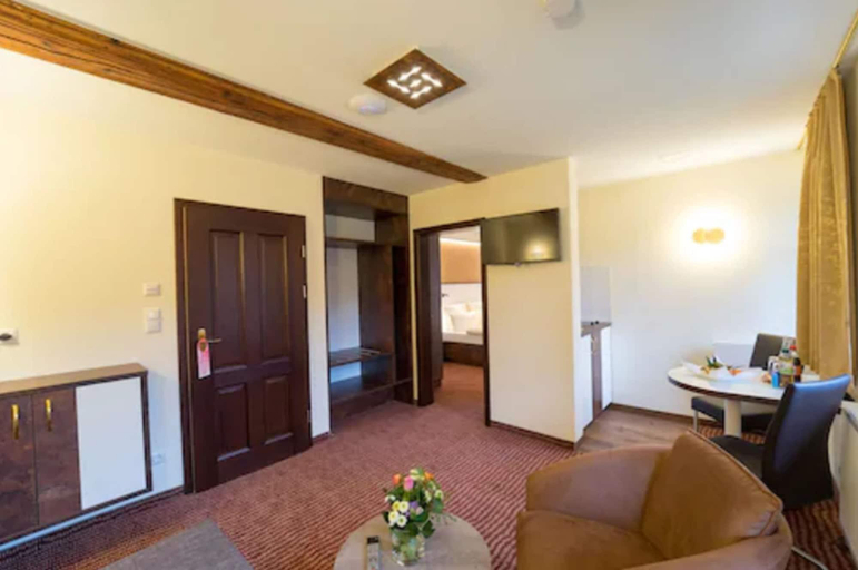 Bedroom 3, Zum Goldenen Hirsch, Suhl
